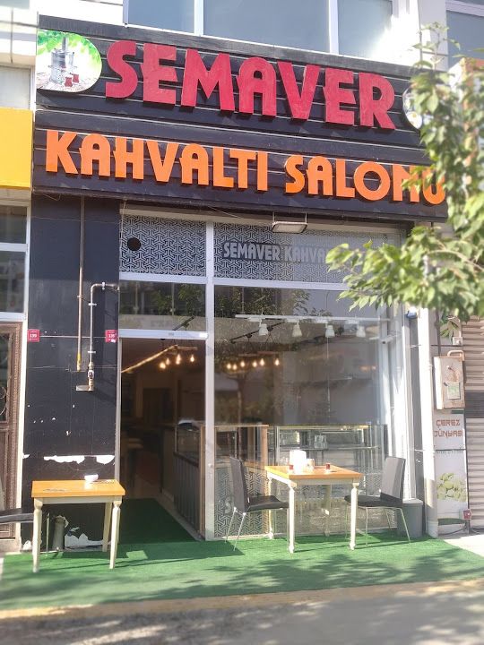 Semaver kahvaltı salonu