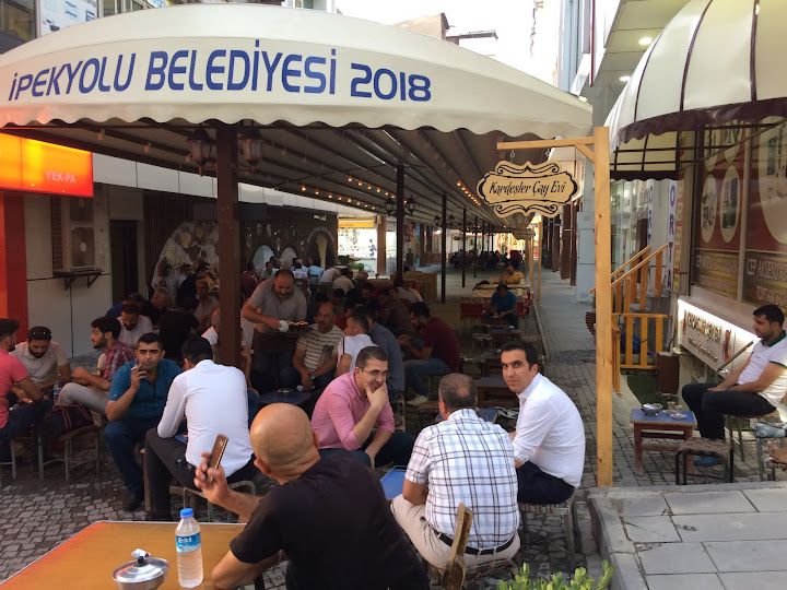 Van Kardeşler Çay evi