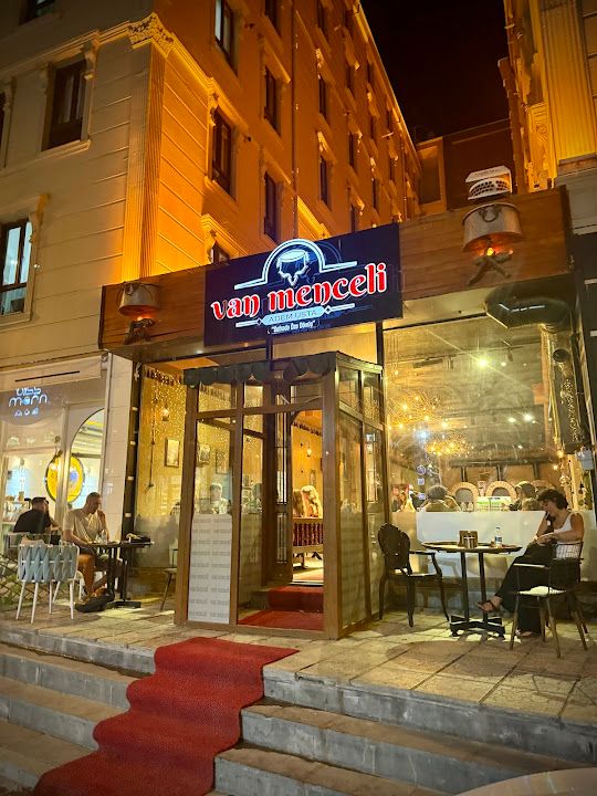 Van Menceli