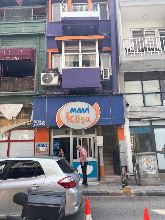 Mavi Köşe Döner