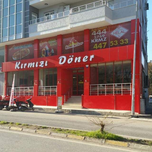 Modern Evler Kırmızı Döner