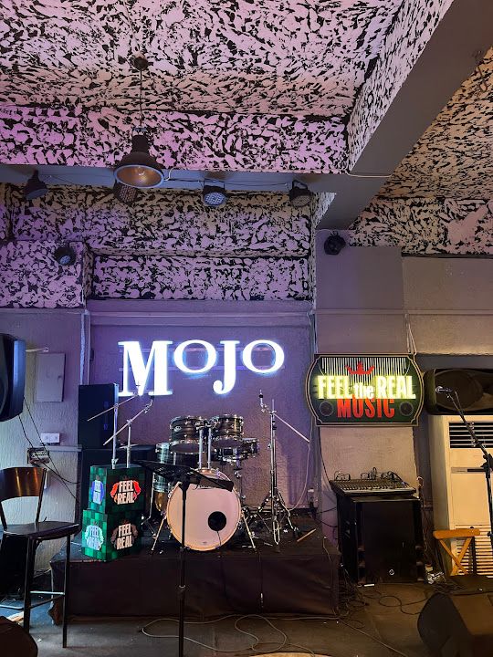 Mojo Pub