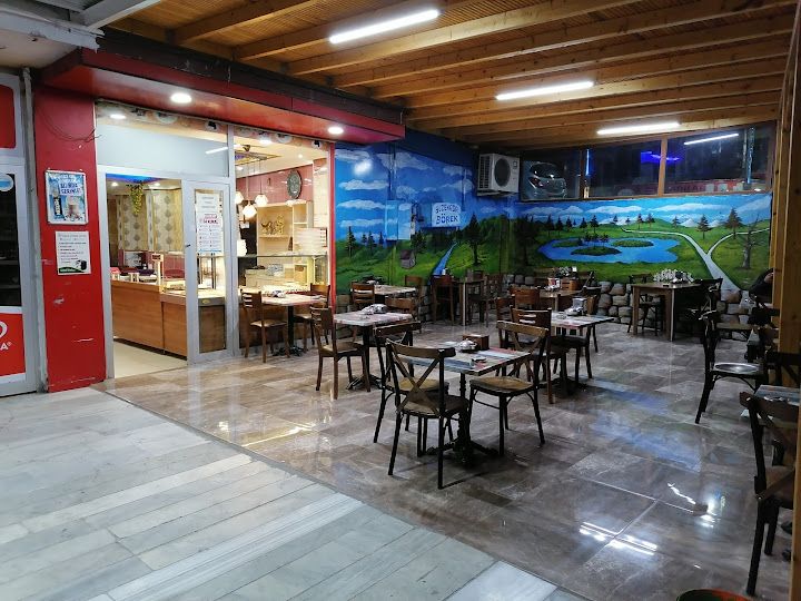 Yüzen Ada Börek