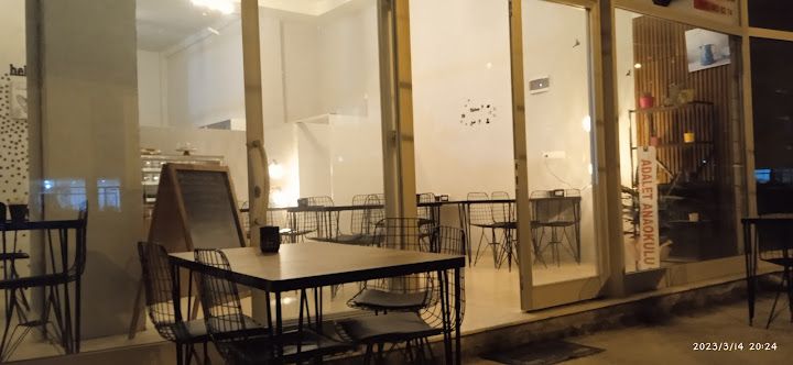 Cafe enjoy
