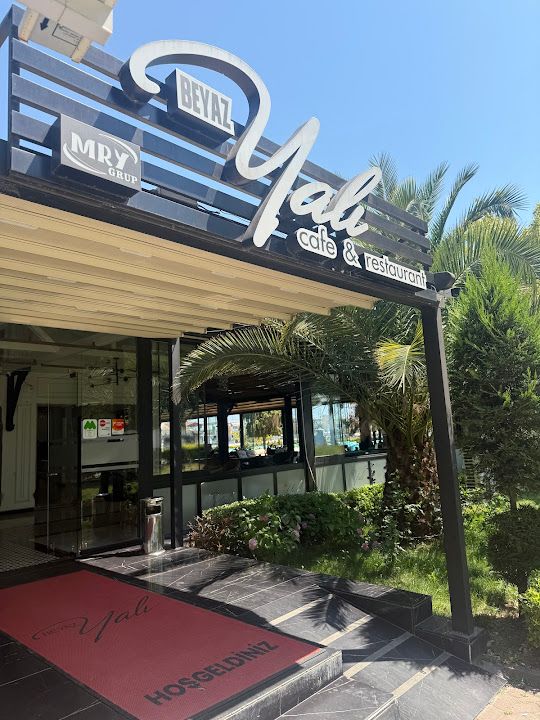 Beyaz Yalı