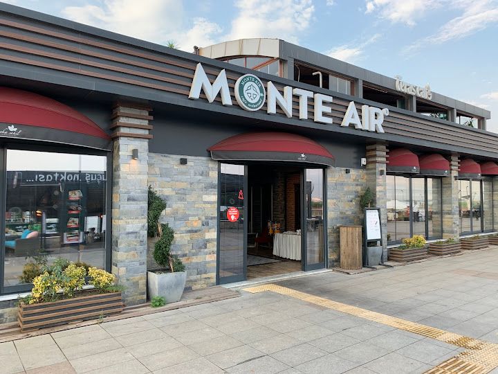 Monte Air Cafe