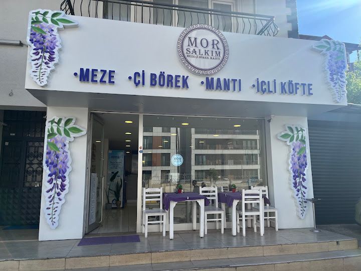 Mor Salkım Meze Çibörek Mantı