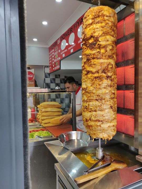 Yenir Bi Döner
