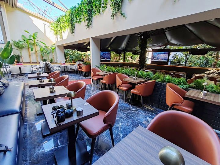 AJVA LOUNGE