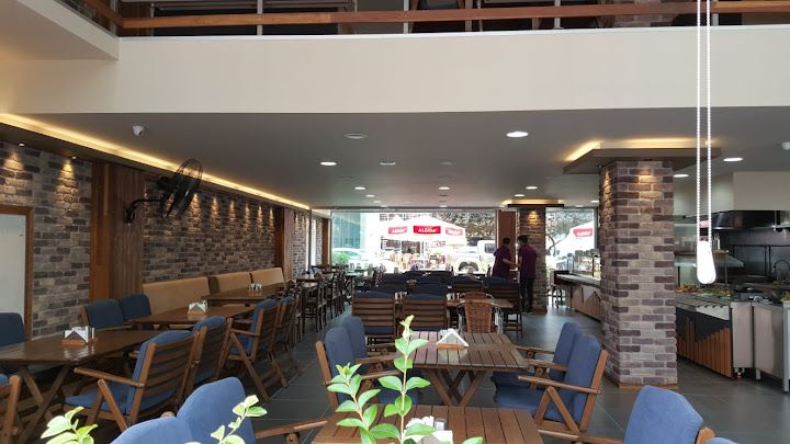 Arka Bahçe Cafe Restaurant