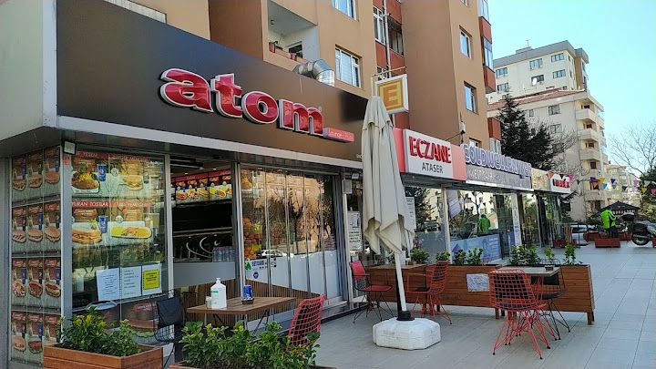 Atom Lounge - Plus+