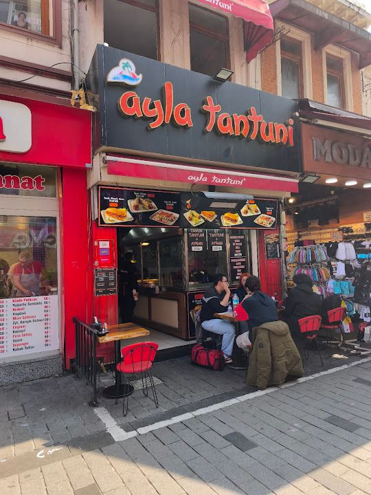 Ayla Tantuni | Kadıköy