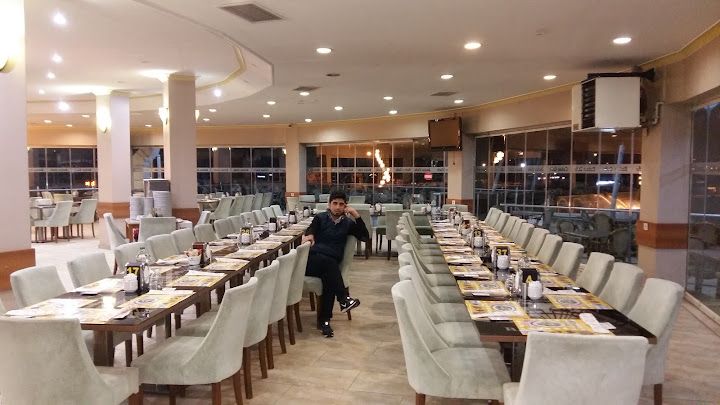 Balon Cafe & Restaurant