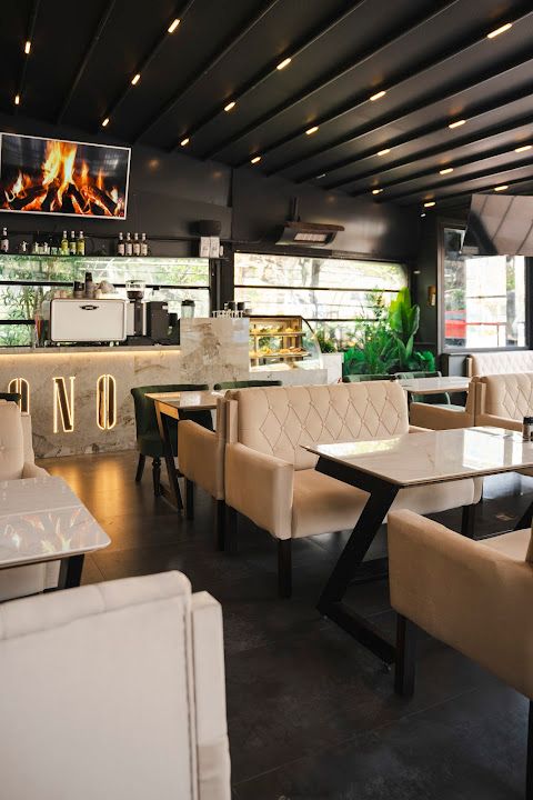 Bono Lounge