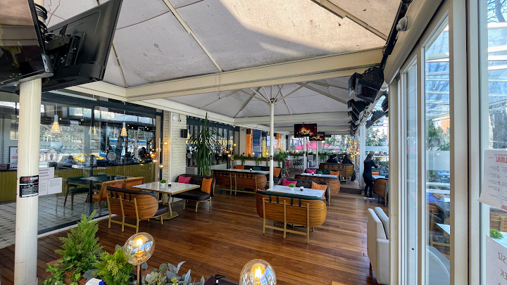 COFFEE HOUSE (FENERYOLU)