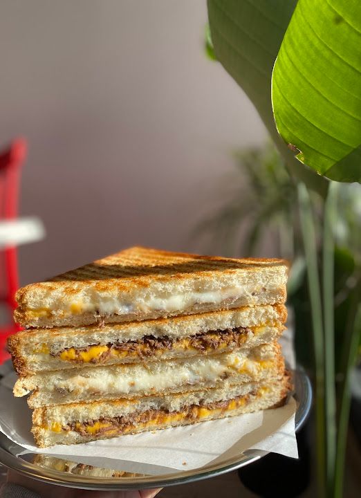EAT TOASTY