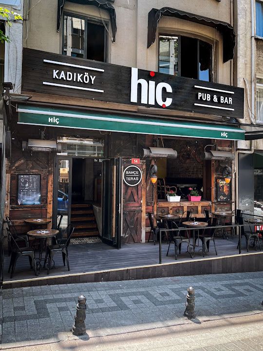 Hiç Pub Kadıköy
