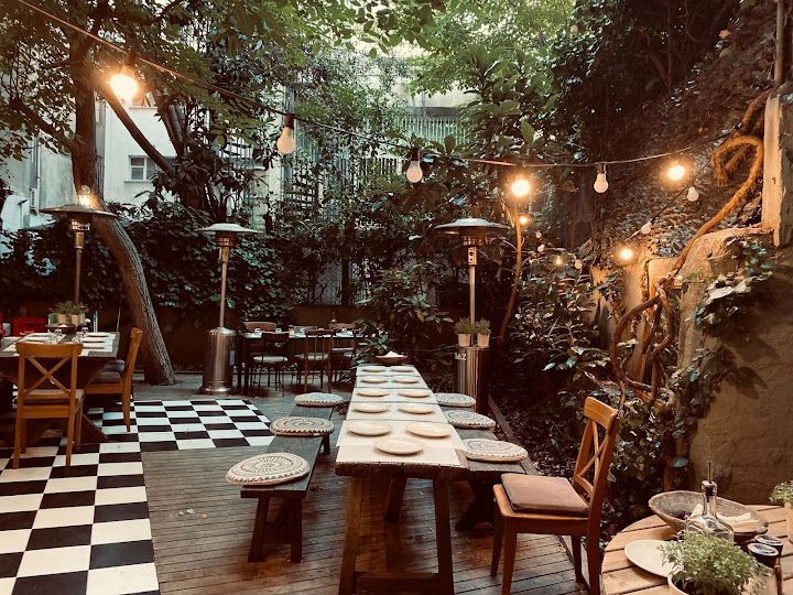 Luce Pizzeria & Trattoria
