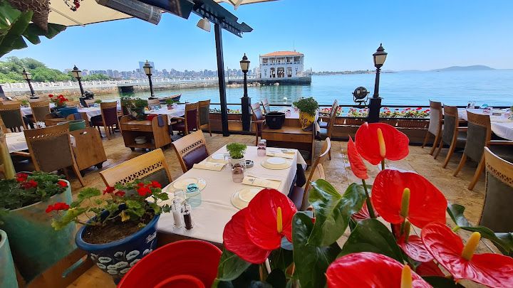 Moda Kayikhane Sahil Restaurant