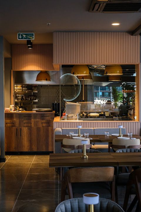 Novus Cocktail & Kitchen