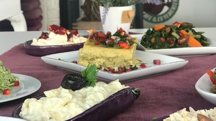 Patlıcan Cafe & Ev Yemekleri