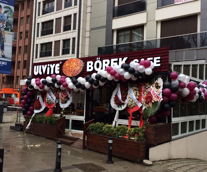Ulviye Börek Cafe Suadiye