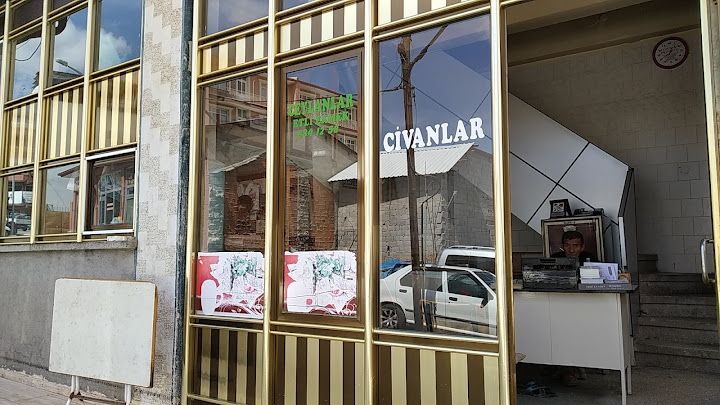 Ceylanlar Etli Ekmek & Tahinli Pide