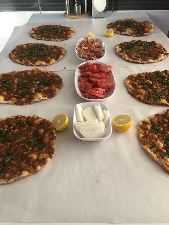 Kahriman Etli Pide Salonu