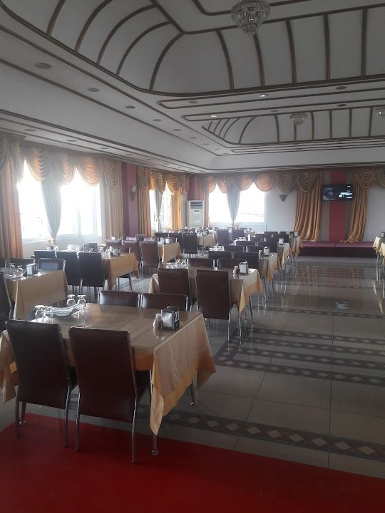 Konya Etli Ekmek Ve Kebap Salonu