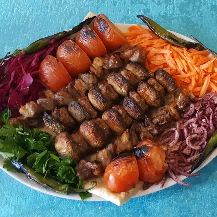 Nuh Ustanın Yeri Et Balık Restaurant