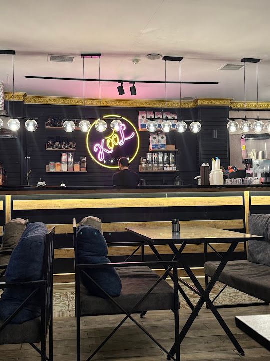 Kool Lounge