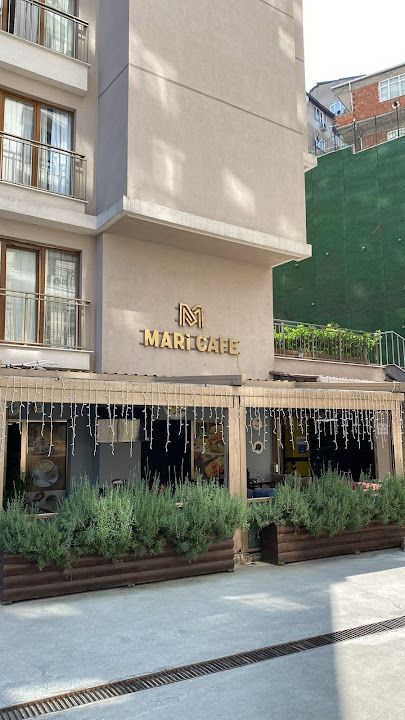 Mari Cafe