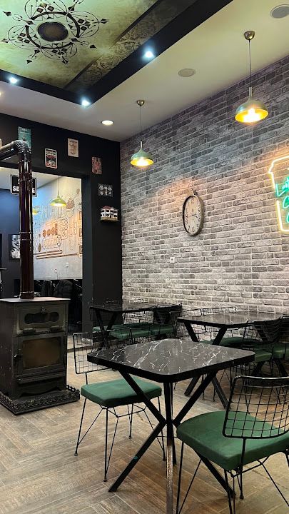 Last Station Cartoon Cafe