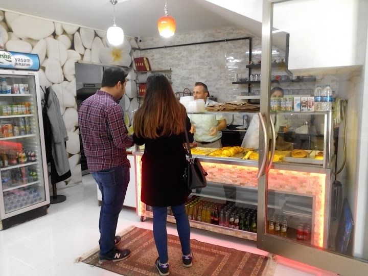 Veziroğlu Su Böreği
