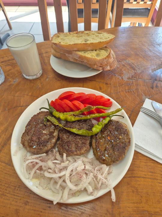 Bergama çorba köfte