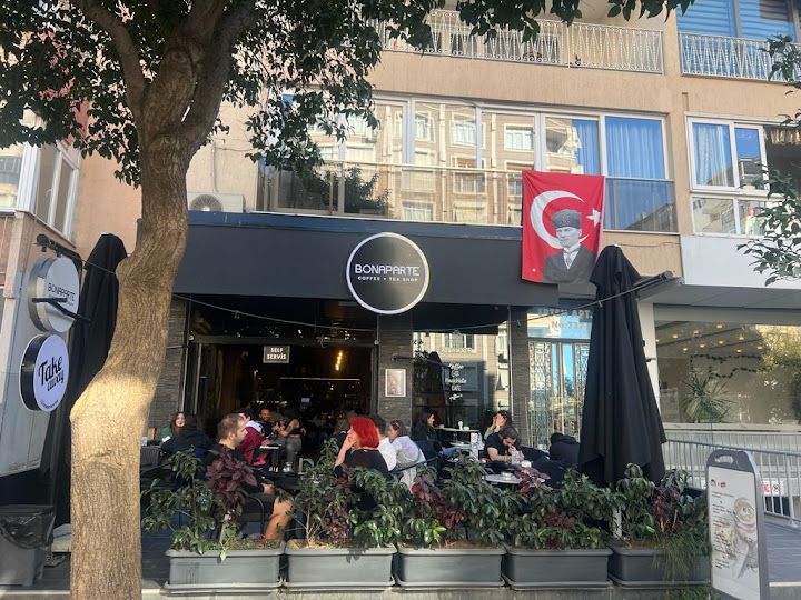 Bonaparte Coffee&tea Shop