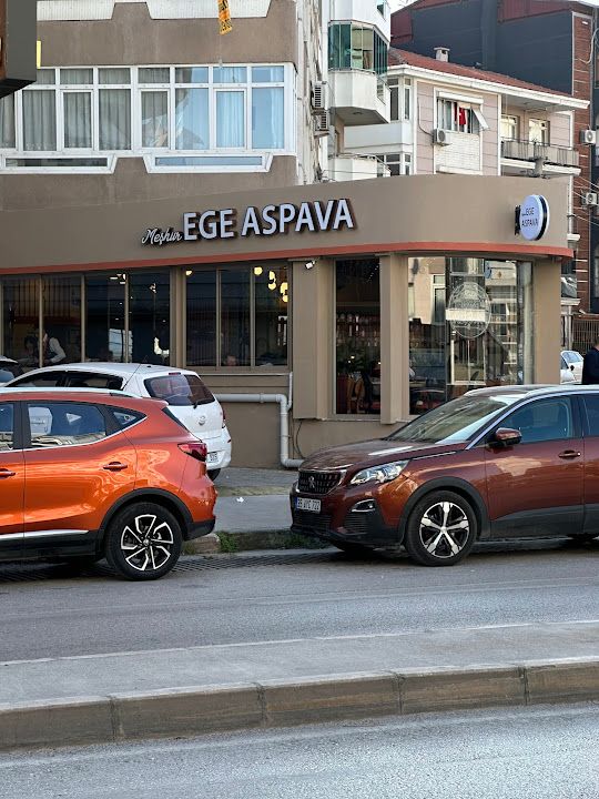 Ege aspava