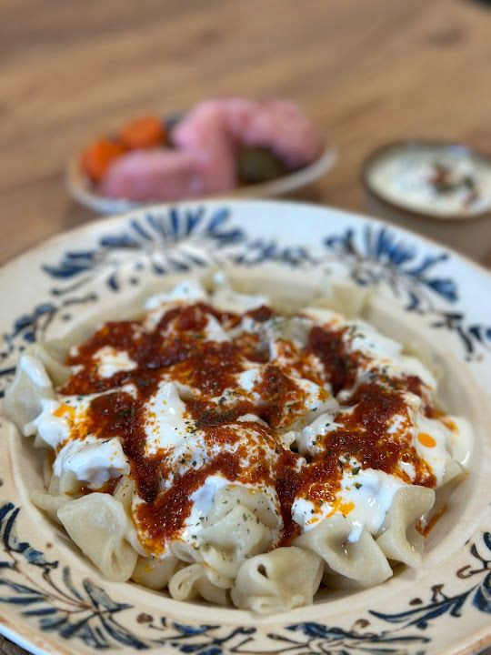 El emeği mantı & meze evi