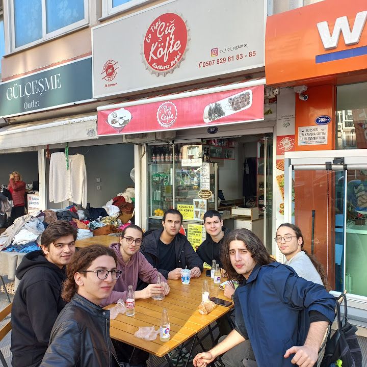 Ev tipi çiğ köfte