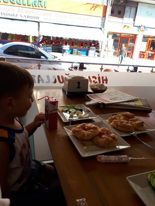 Hisaroğulları ekmek ve unlu mamülleri