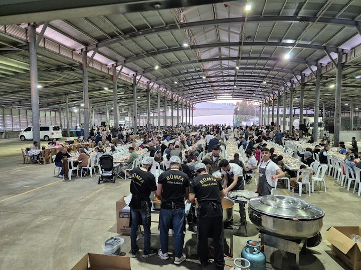 İzmir Tavuklu Pilav (bümfa Lokma Ve Yemek Hizmetleri)