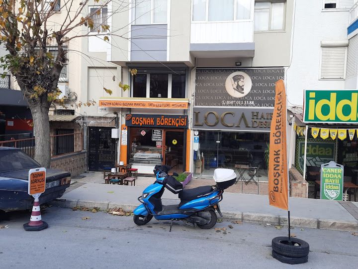 Mavi boşnak börekçisi
