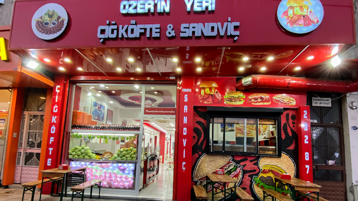 Özer'in Yeri Çiğköfte & Sandviç