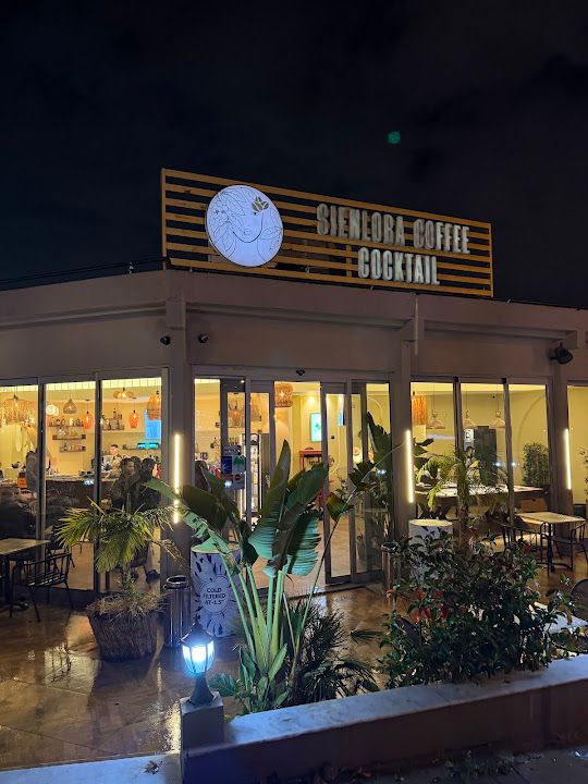 Sien lora coffee&coctail