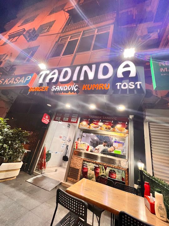Tadında Kömürde Sandviç