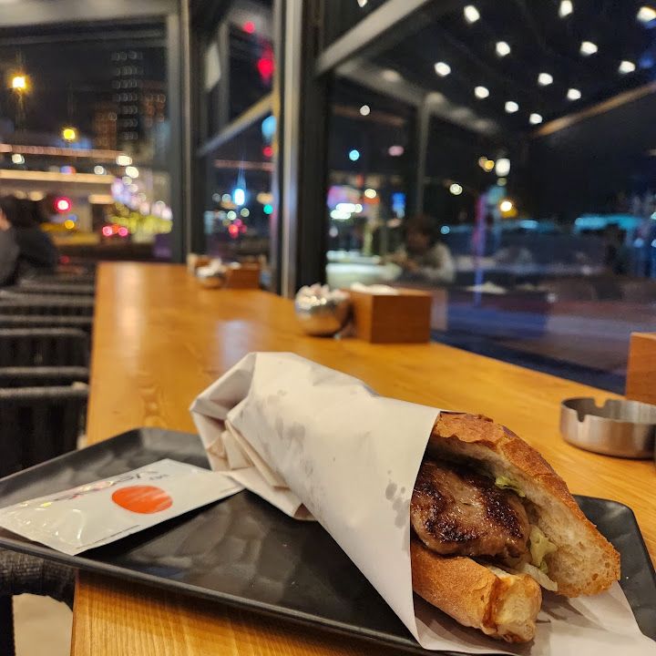 Tarihi meydan cafe & tekel