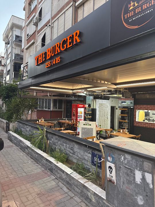 The Burger By Metehan Ceran