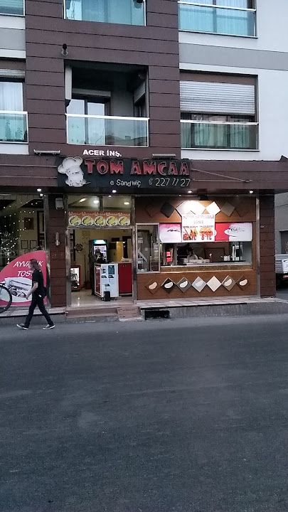 Tom Amca Kömürde Sandviç