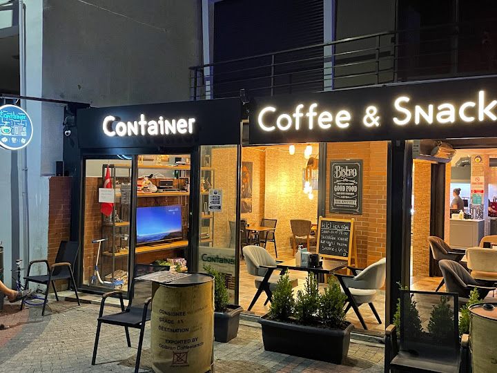 Container Coffee&pub