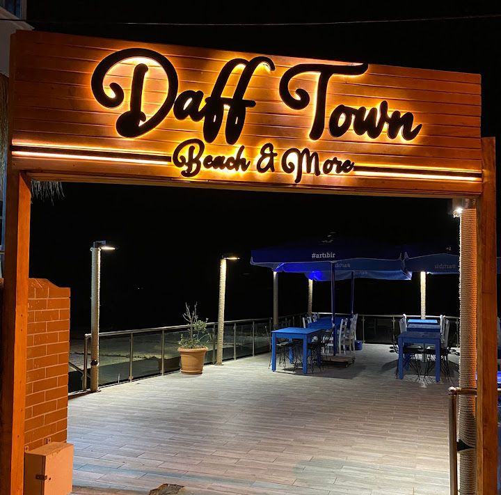 Daff Town Beach & More